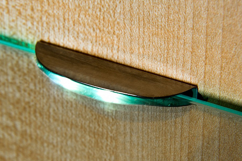 Furnika Furnika Светодиодный светильник-клипса ZETA для стеклянных полок, дневной, нержавеющая сталь