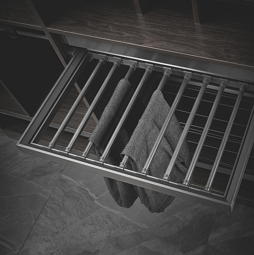 Duslar Duslar Выдвижная брючница RANGE ULTRA, ширина 464-468 мм, антрацит